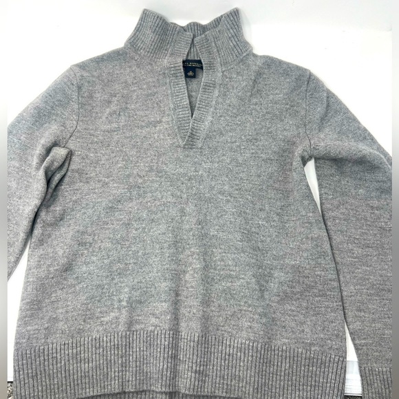 Banana Republic Extra Fine Merino Collared Sweater Women In Size M - Picture 1 of 9